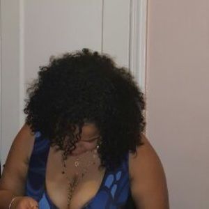 Meet your Posher, Jennai